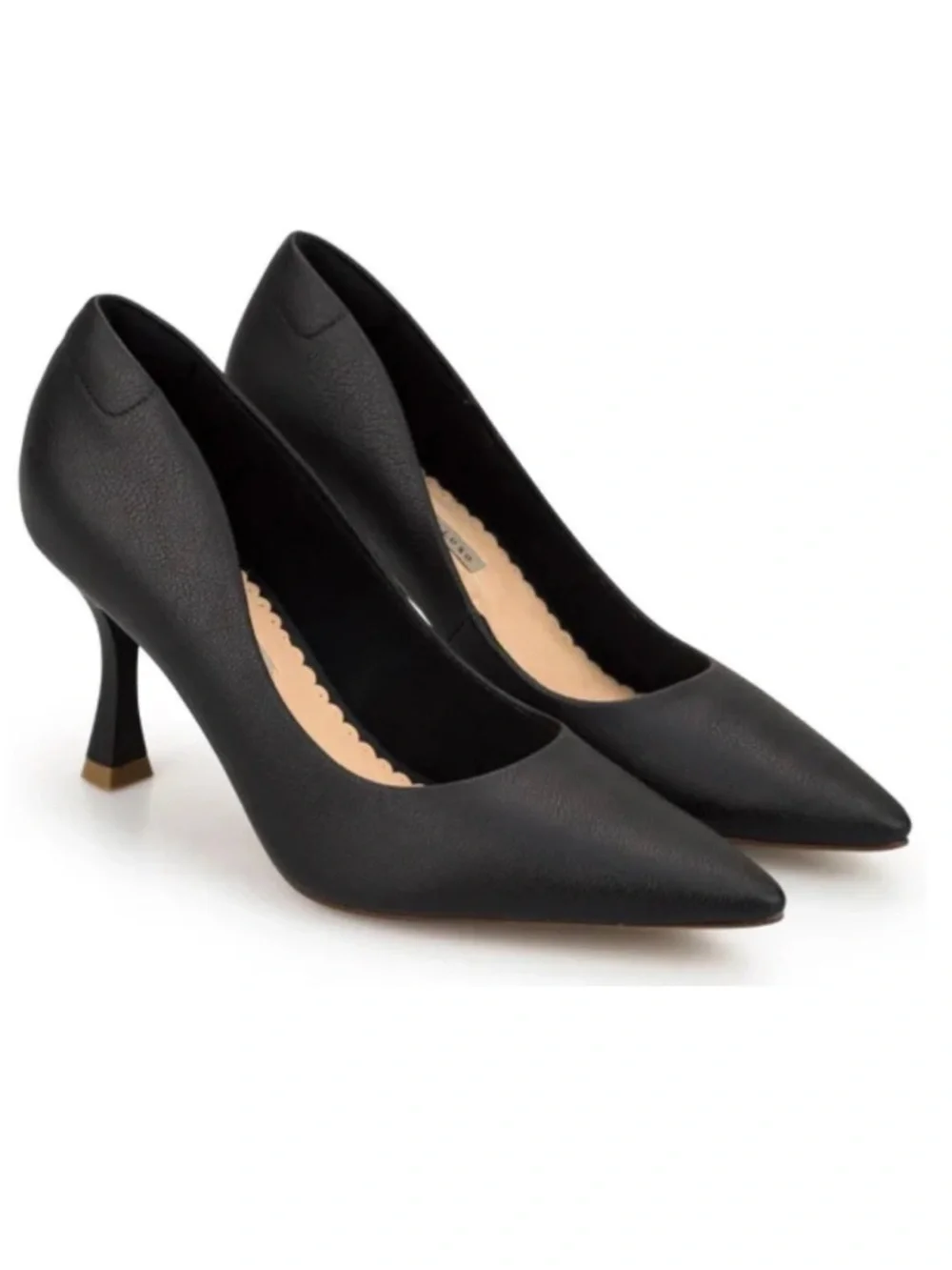 Black Leather Pointed Toe Heels Pumps size 6 classic comfort stylish elegant NIB